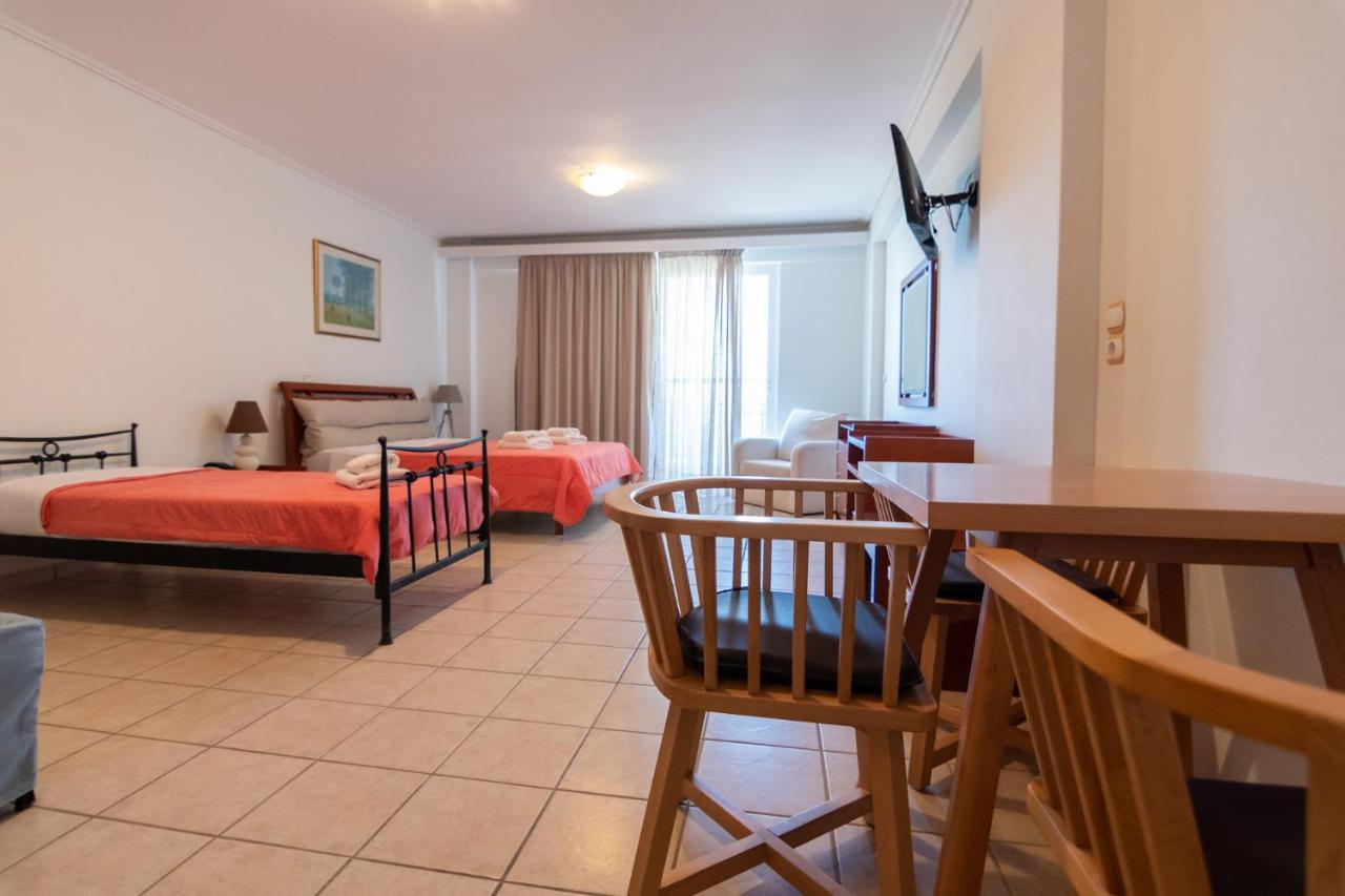Hotel Grand Nefeli Vassiliki Esterno foto