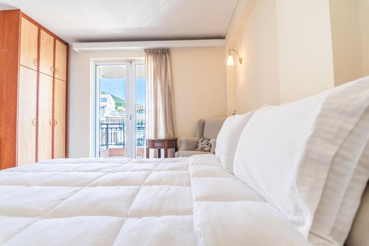 Hotel Grand Nefeli Vassiliki Esterno foto