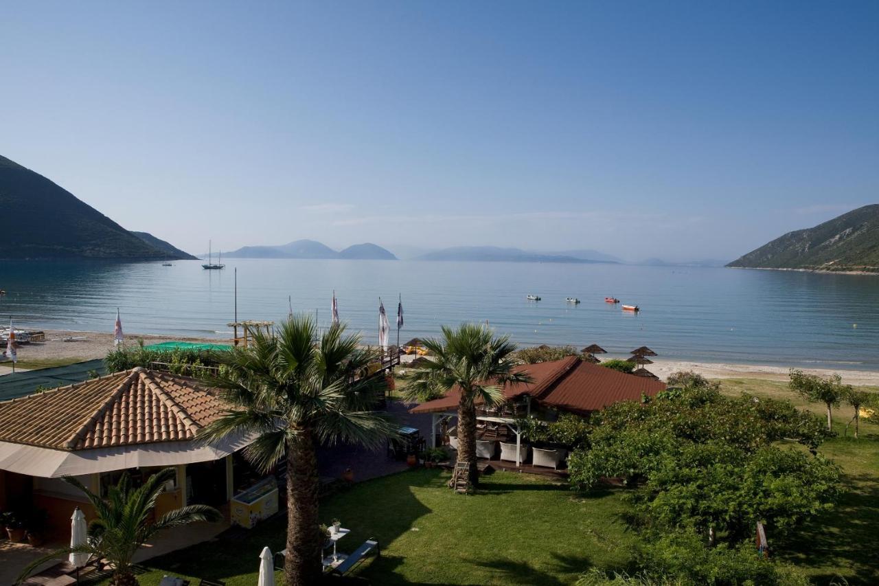 Hotel Grand Nefeli Vassiliki Esterno foto